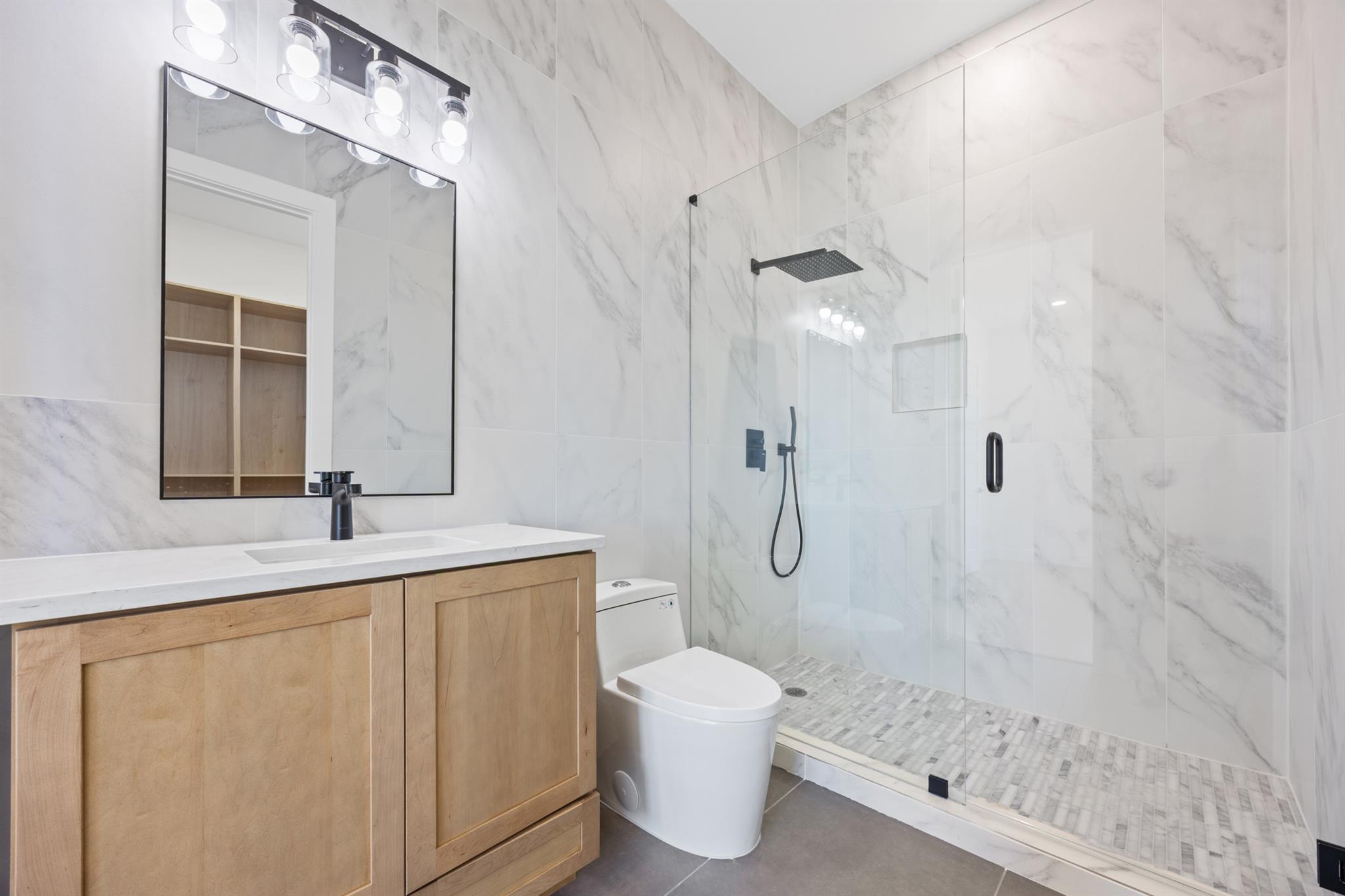 1020 Mountain Leather DR