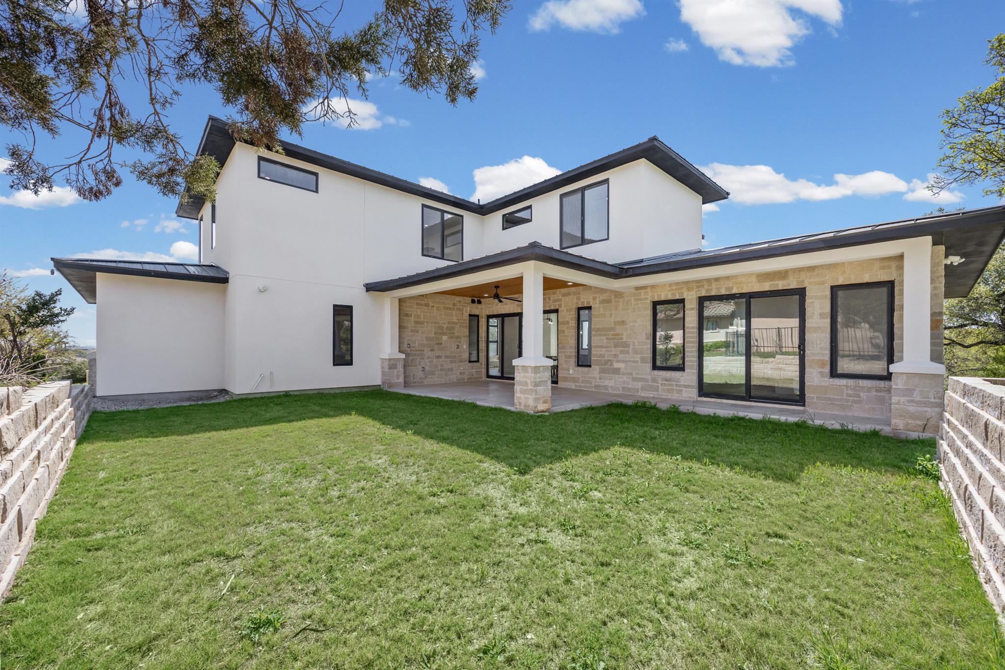 1020 Mountain Leather DR