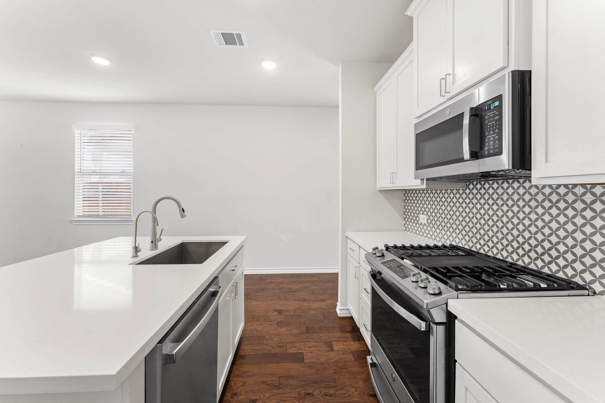 2803 Mary Elizabeth DR