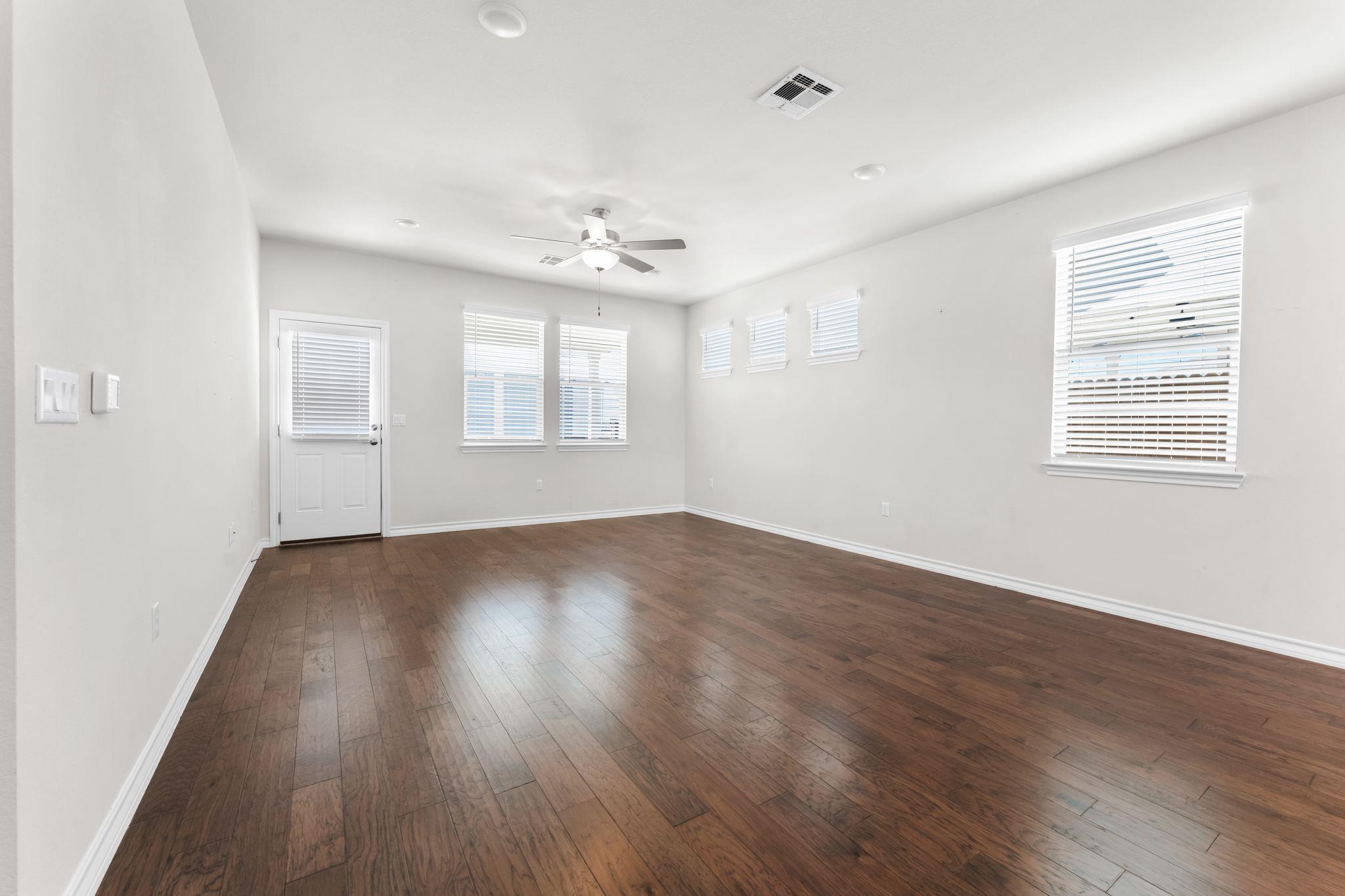 2803 Mary Elizabeth DR