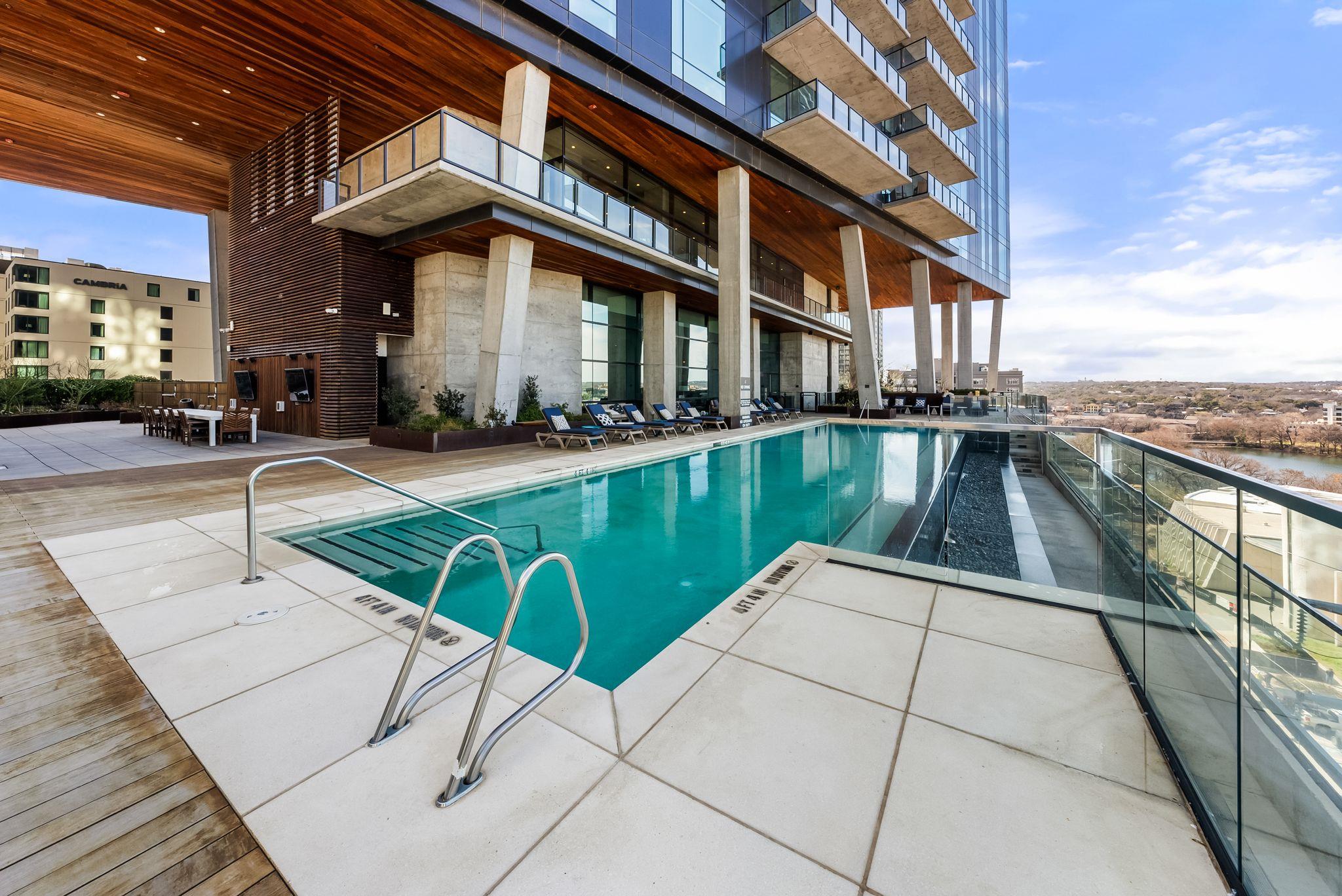 70 RAINEY ST # 2606, Austin Unit: 2606
