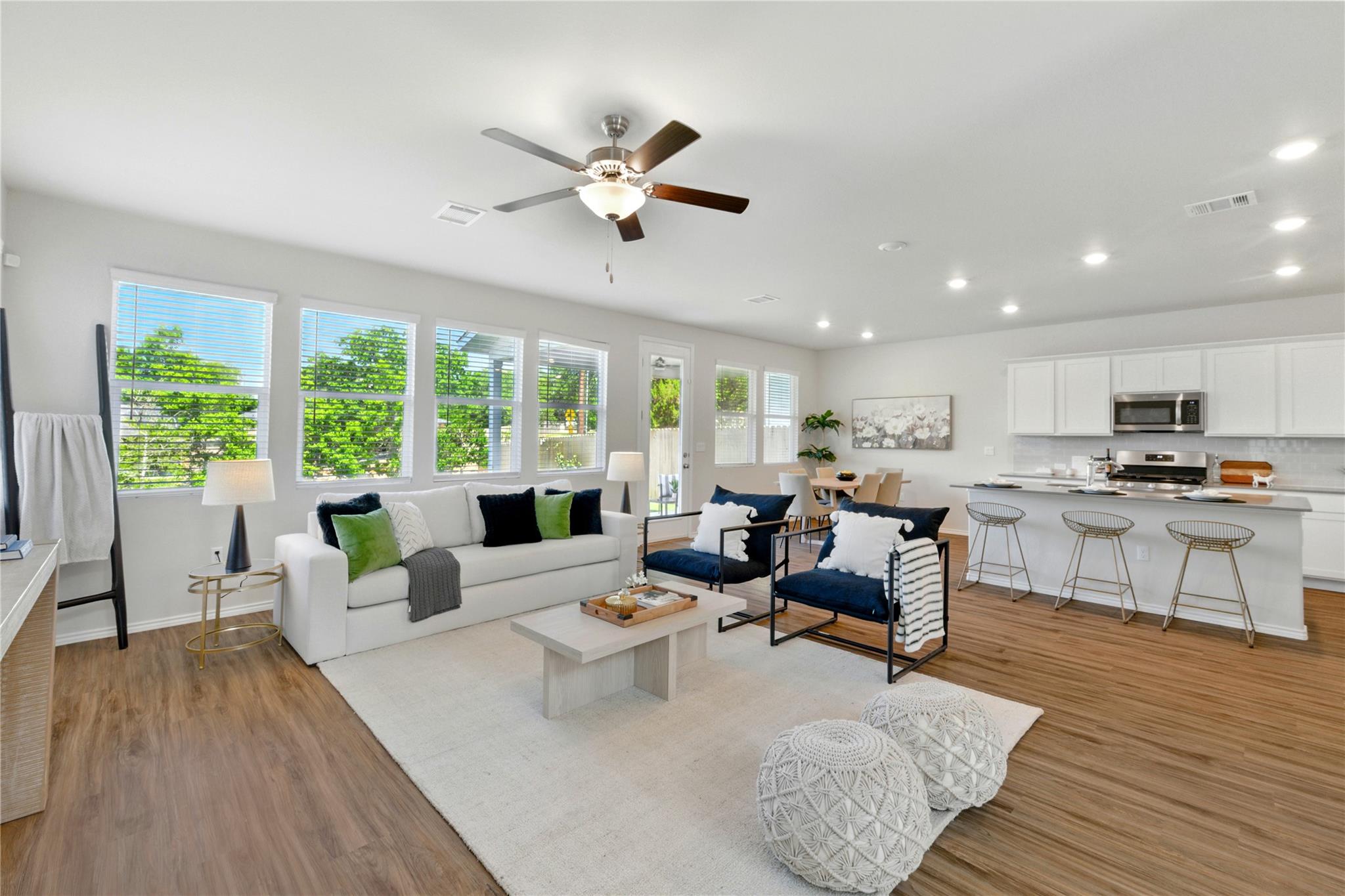10207 Buster DR
