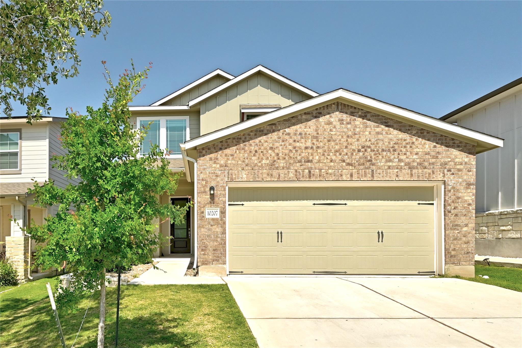 10207 Buster DR