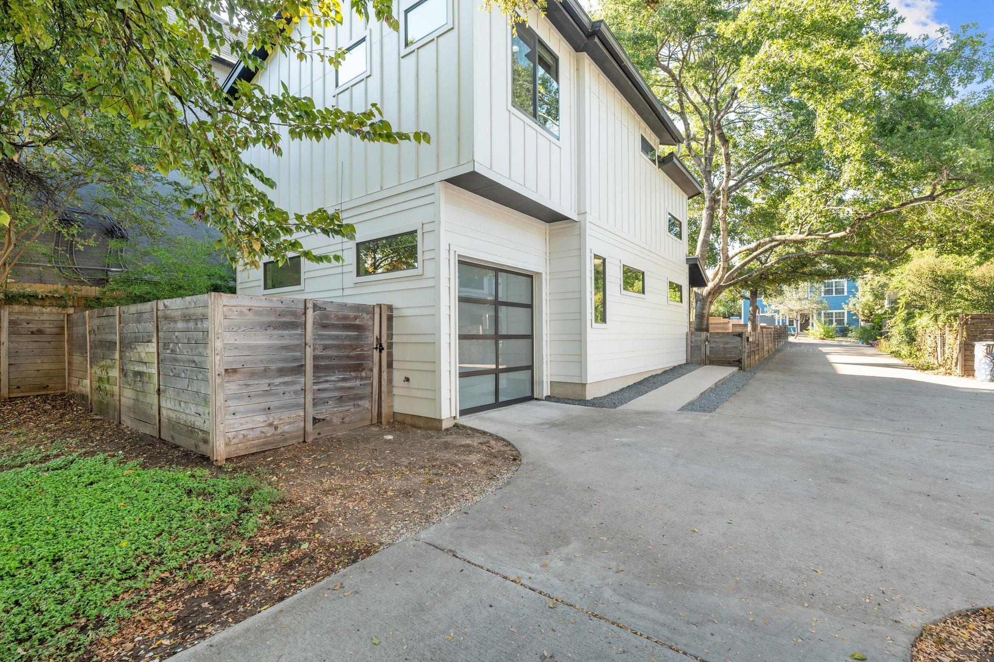 1118 Algarita Ave # 1