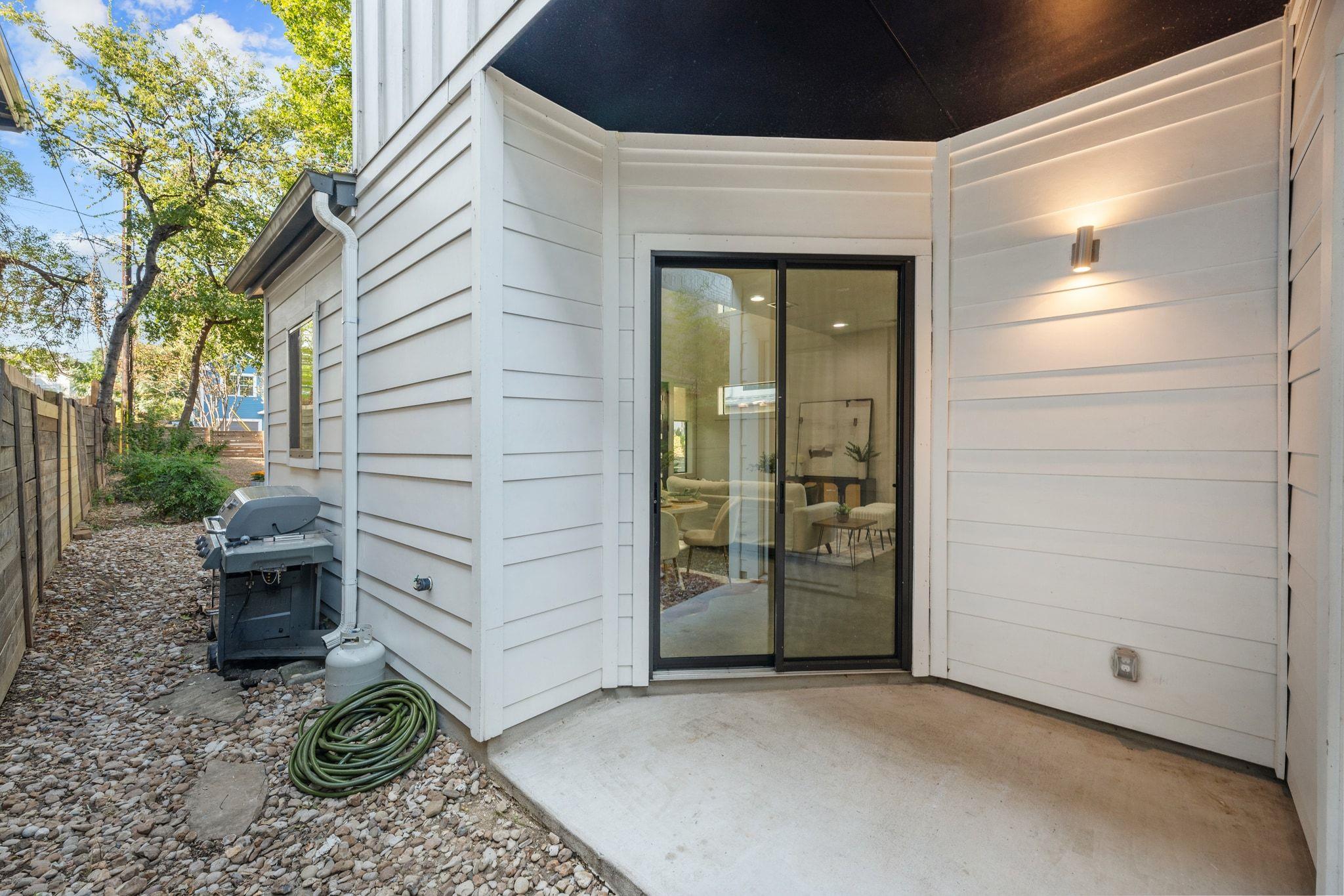 1118 Algarita Ave # 1