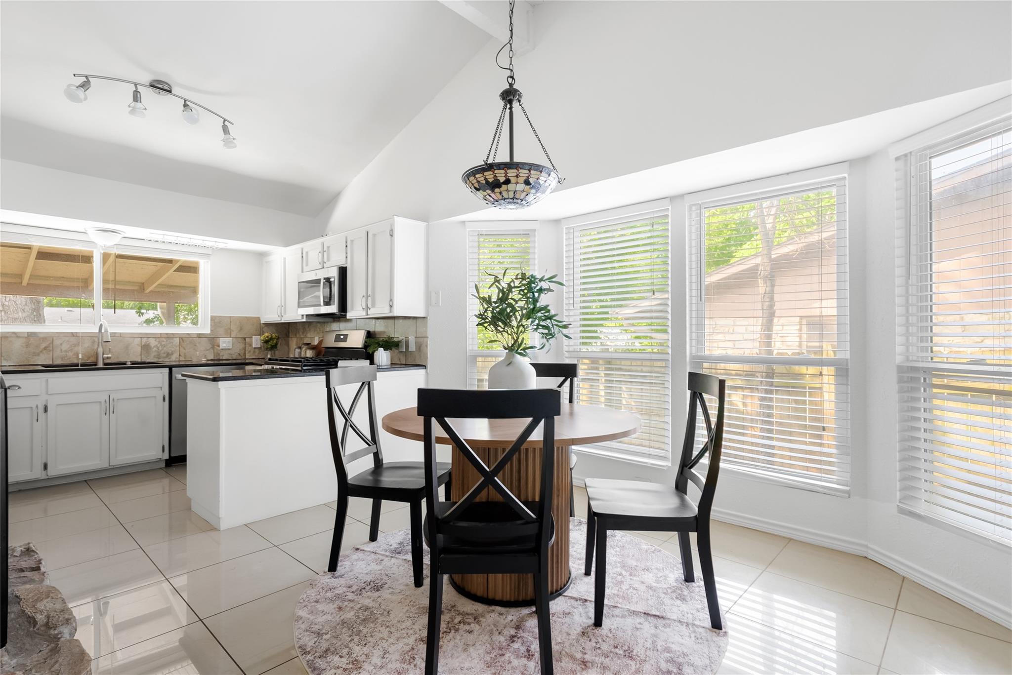 8306 SEMINARY RIDGE DR