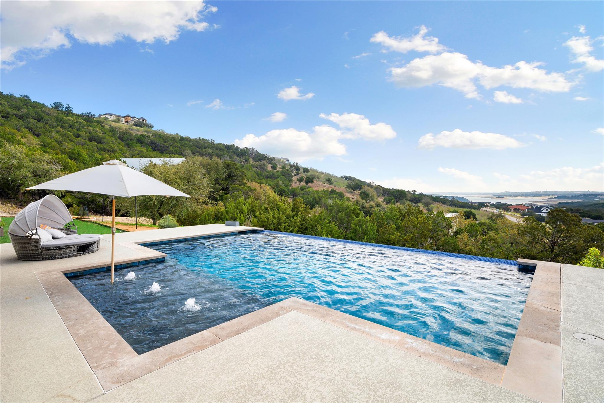 9400 Ranchland Hills BLVD