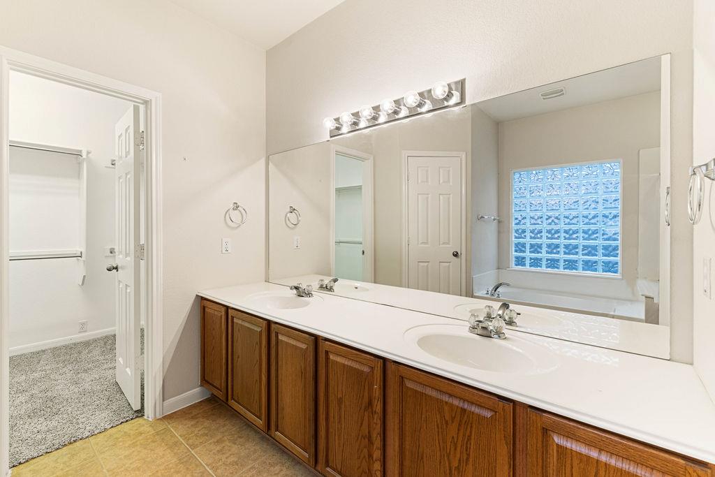 2134 Paradise Ridge DR