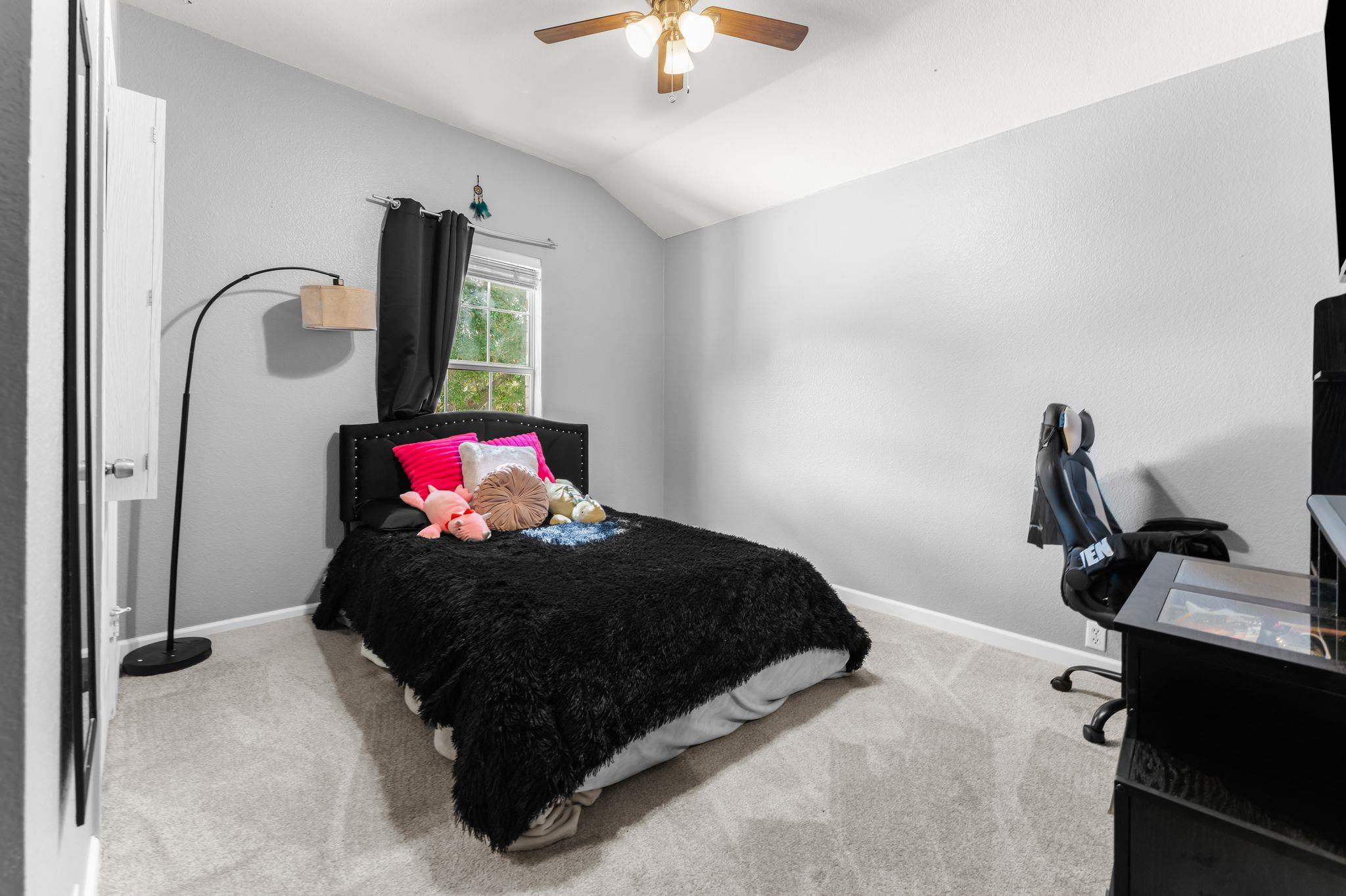 1600 Serenity Springs CV