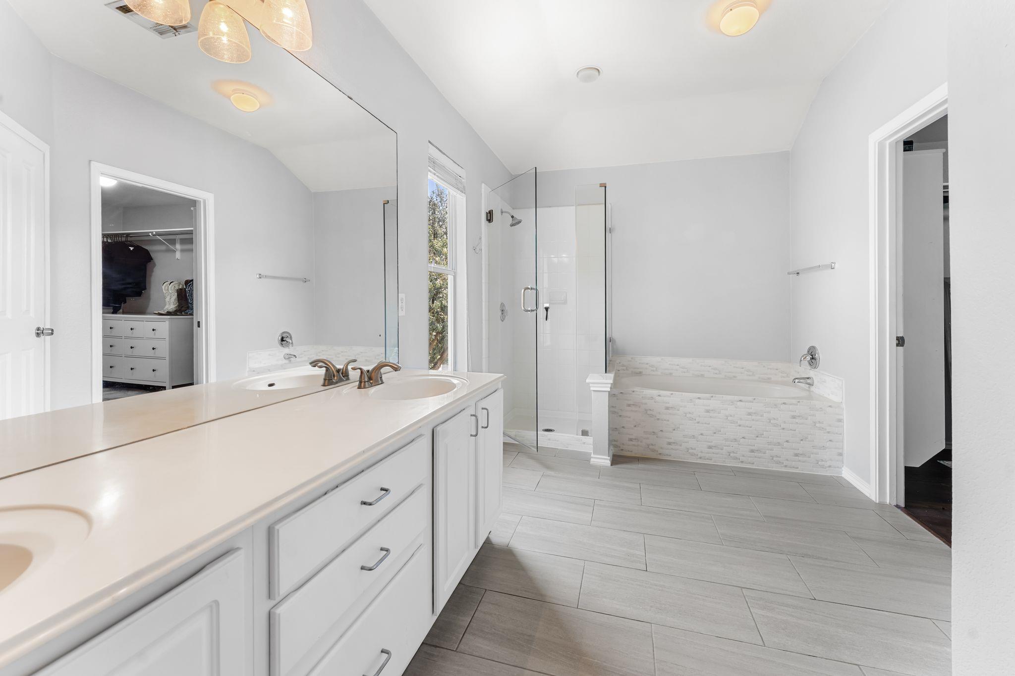 1600 Serenity Springs CV