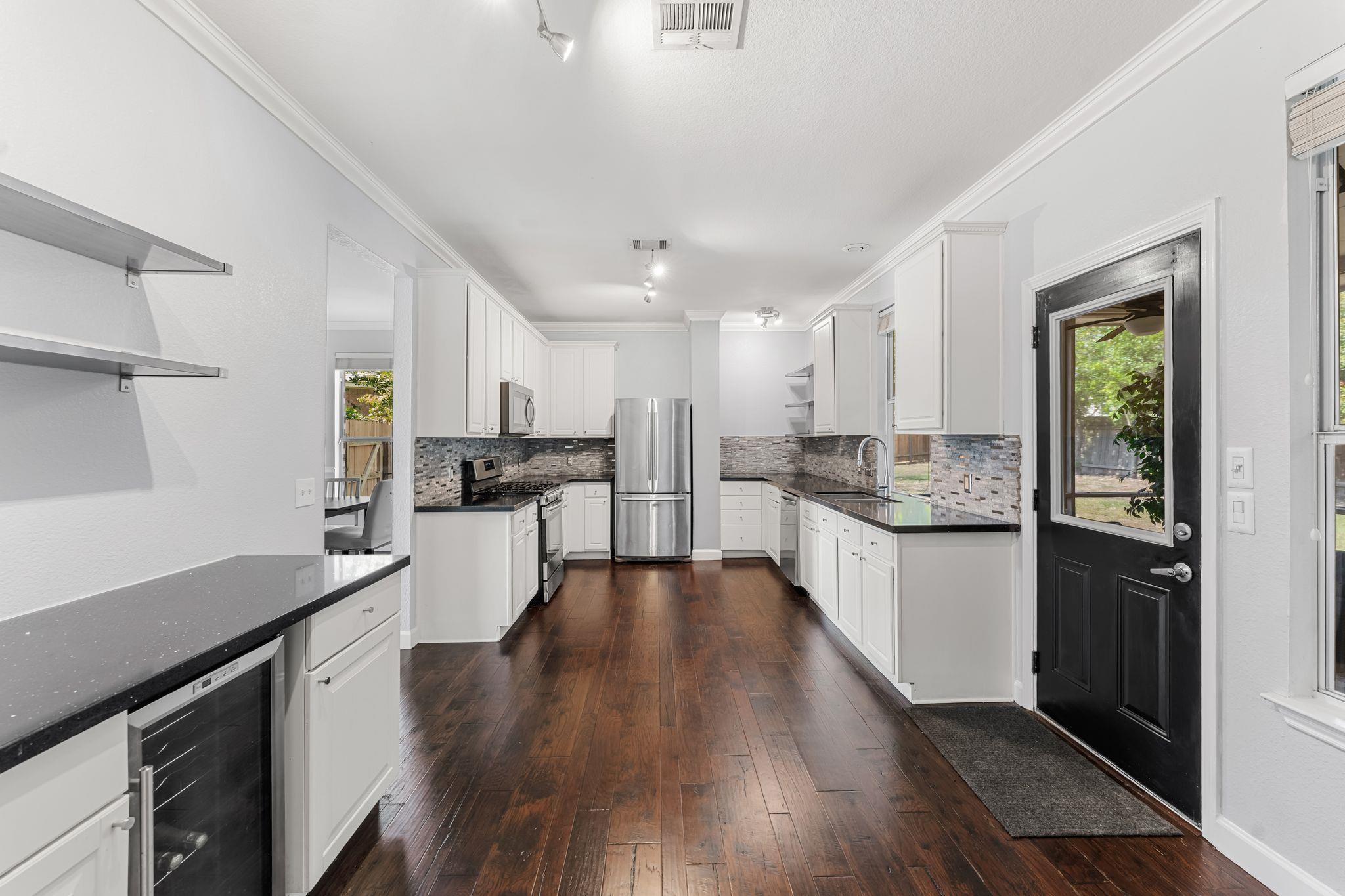 1600 Serenity Springs CV