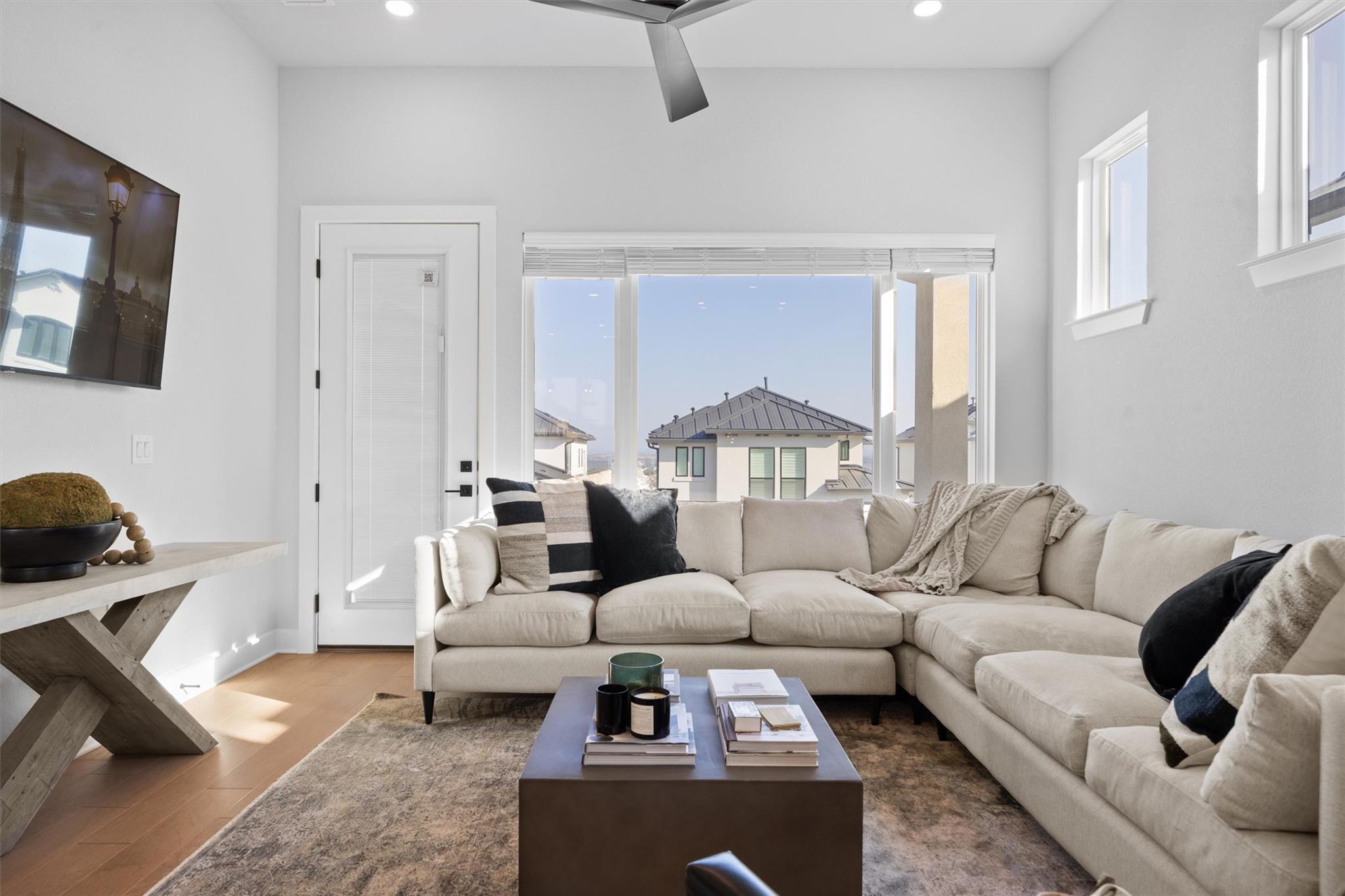 51 Maybury WAY