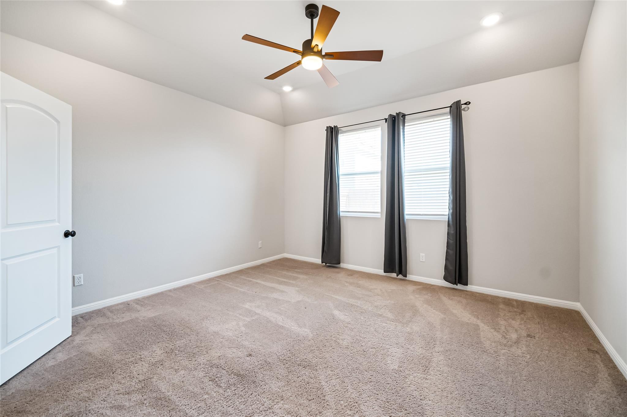 404 Fluttermill LOOP