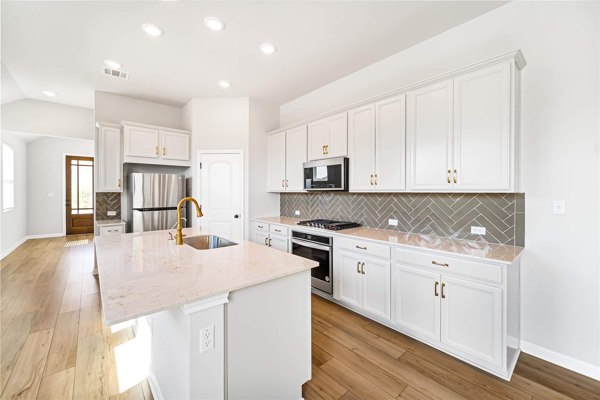 404 Fluttermill LOOP