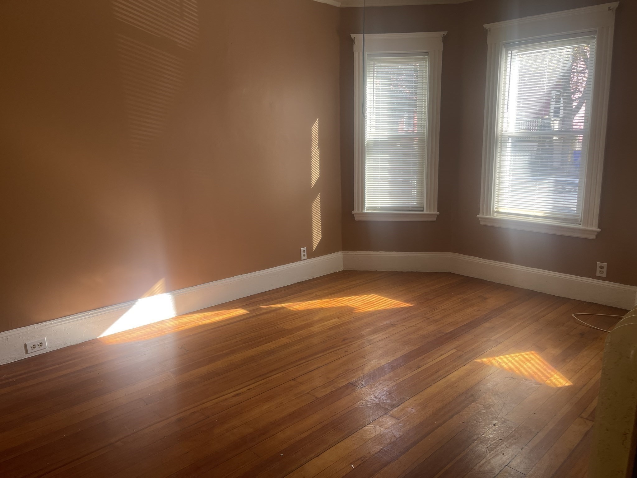 6 Bailey St # 1