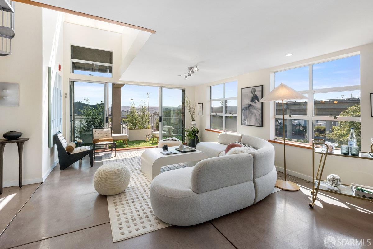 1325 Indiana Street # 301