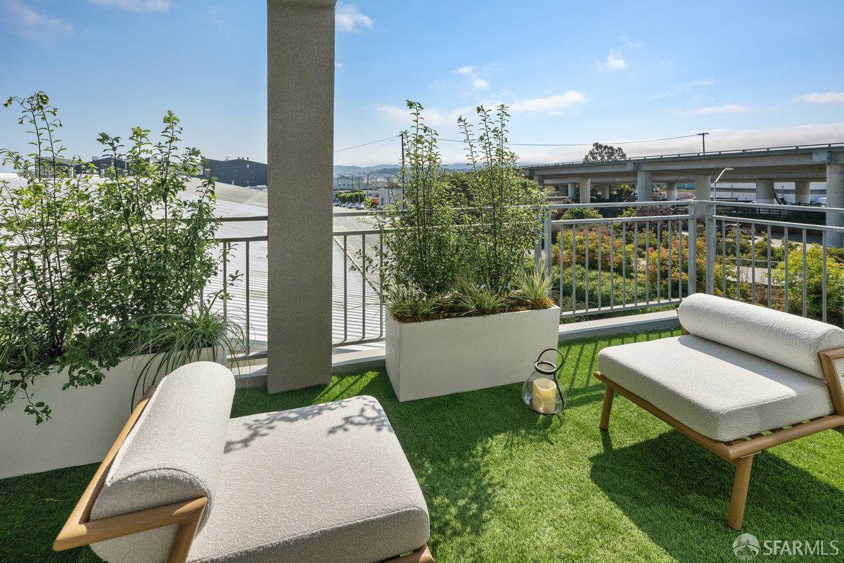 1325 Indiana Street # 301