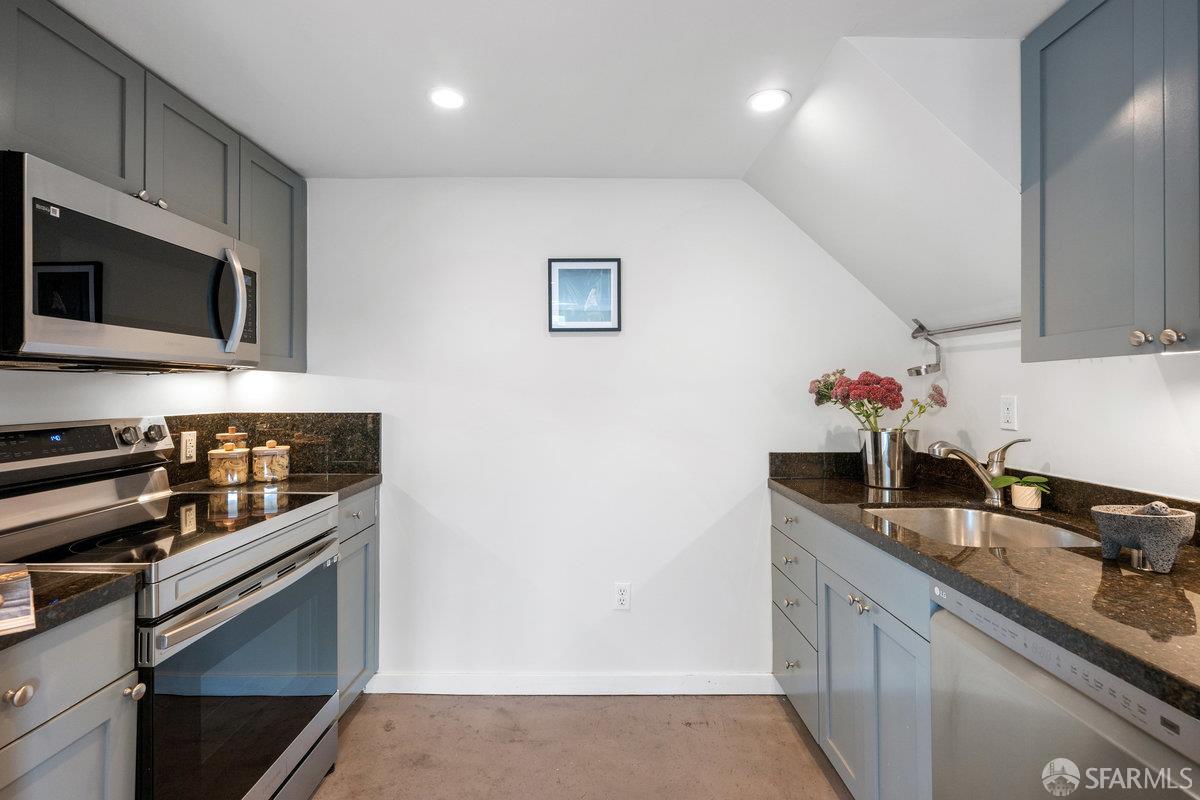 1325 Indiana Street # 301