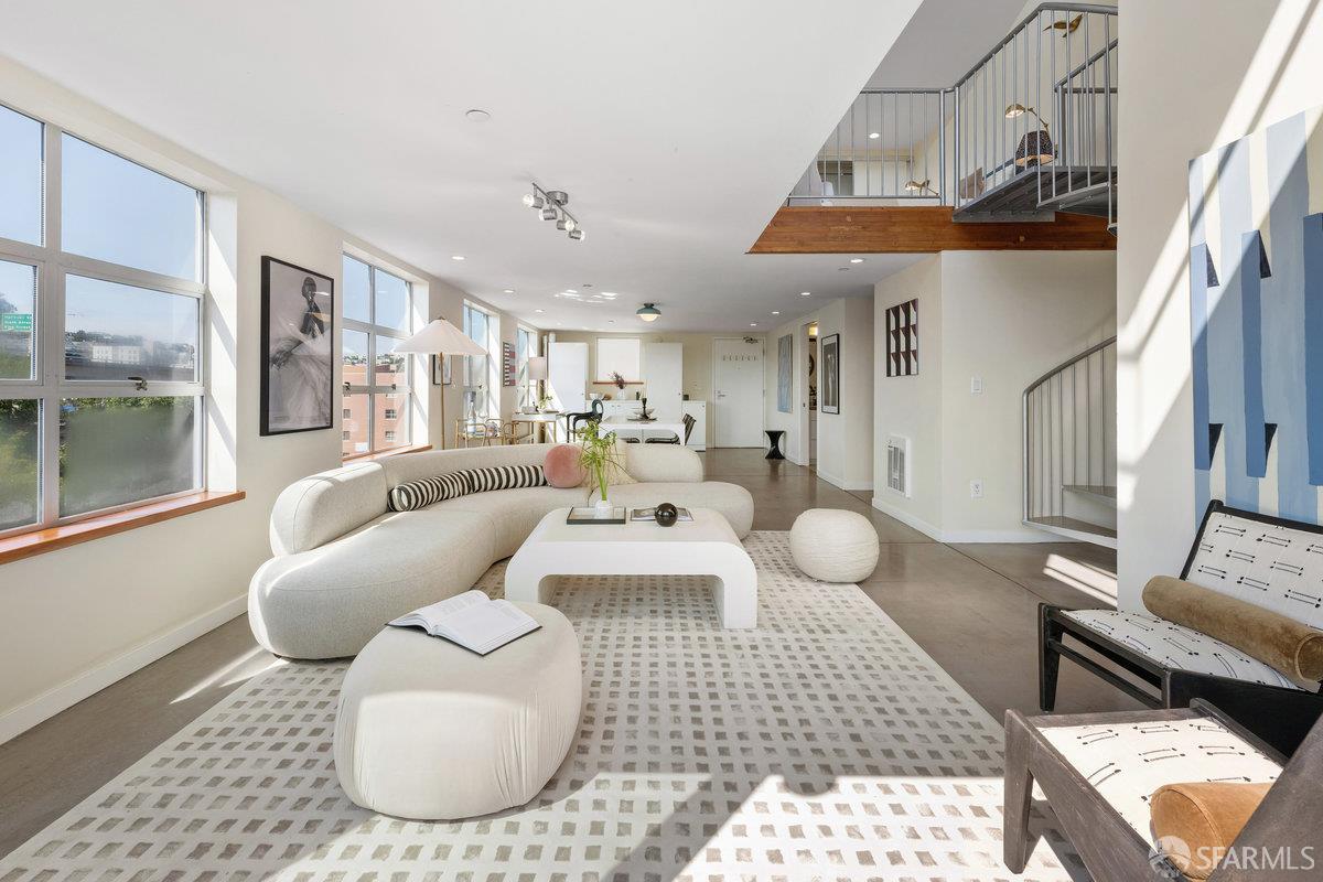 1325 Indiana Street # 301