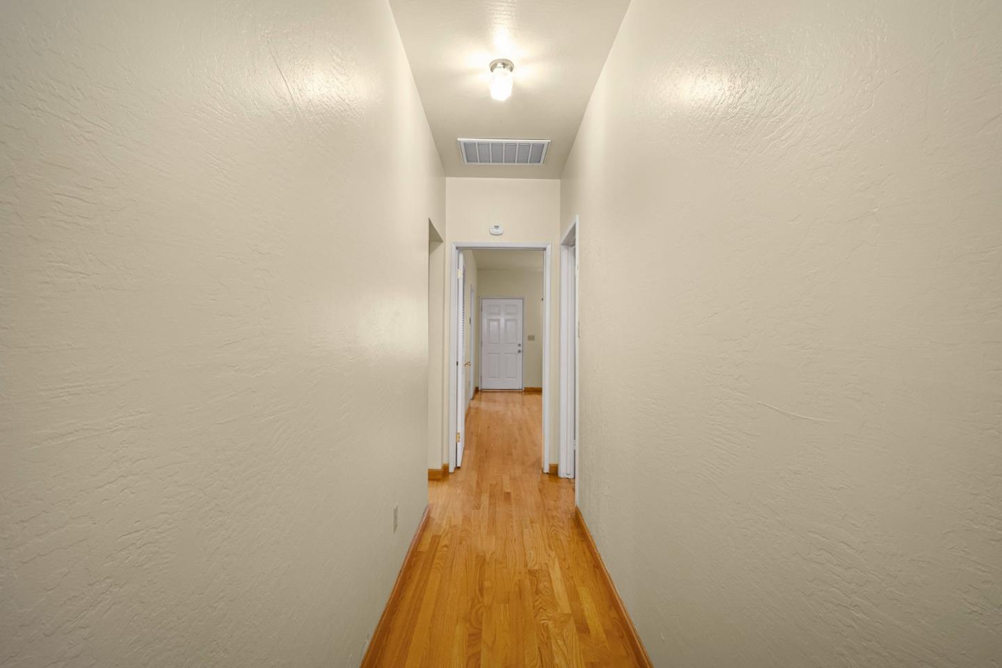 1915 East San Antonio Street