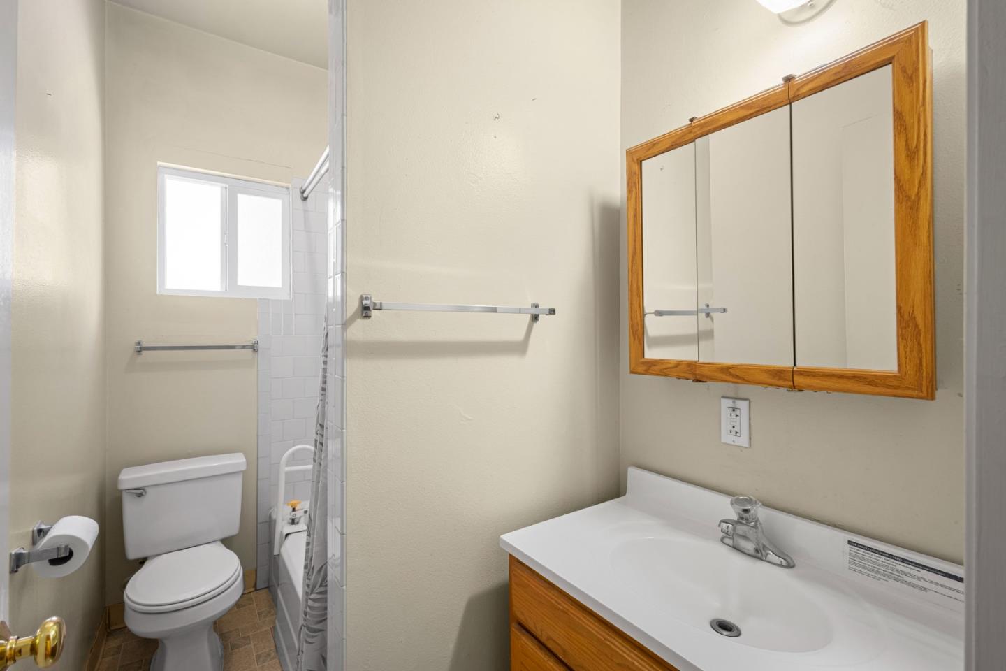 1915 East San Antonio Street