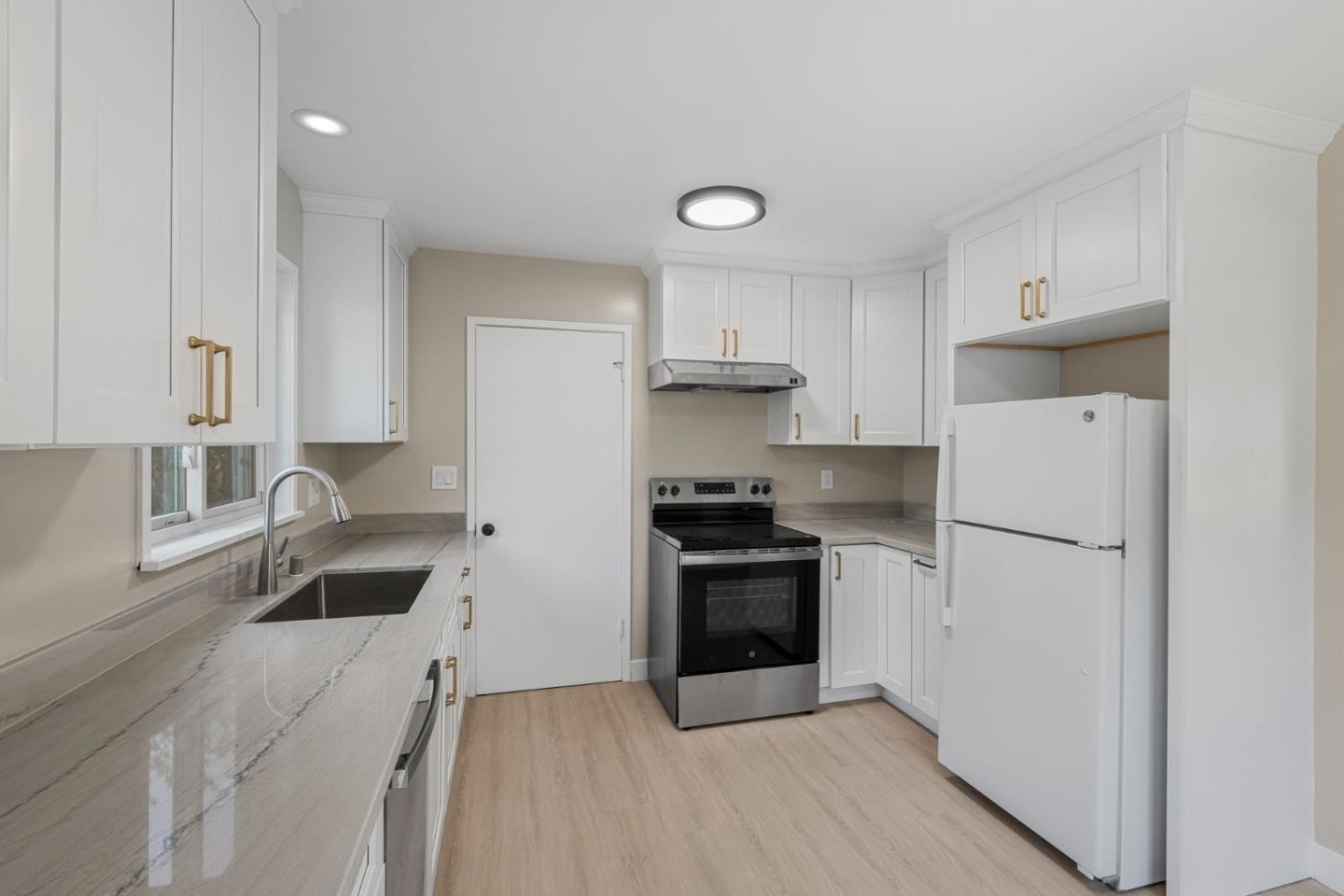 620-624 Mcclellan Avenue