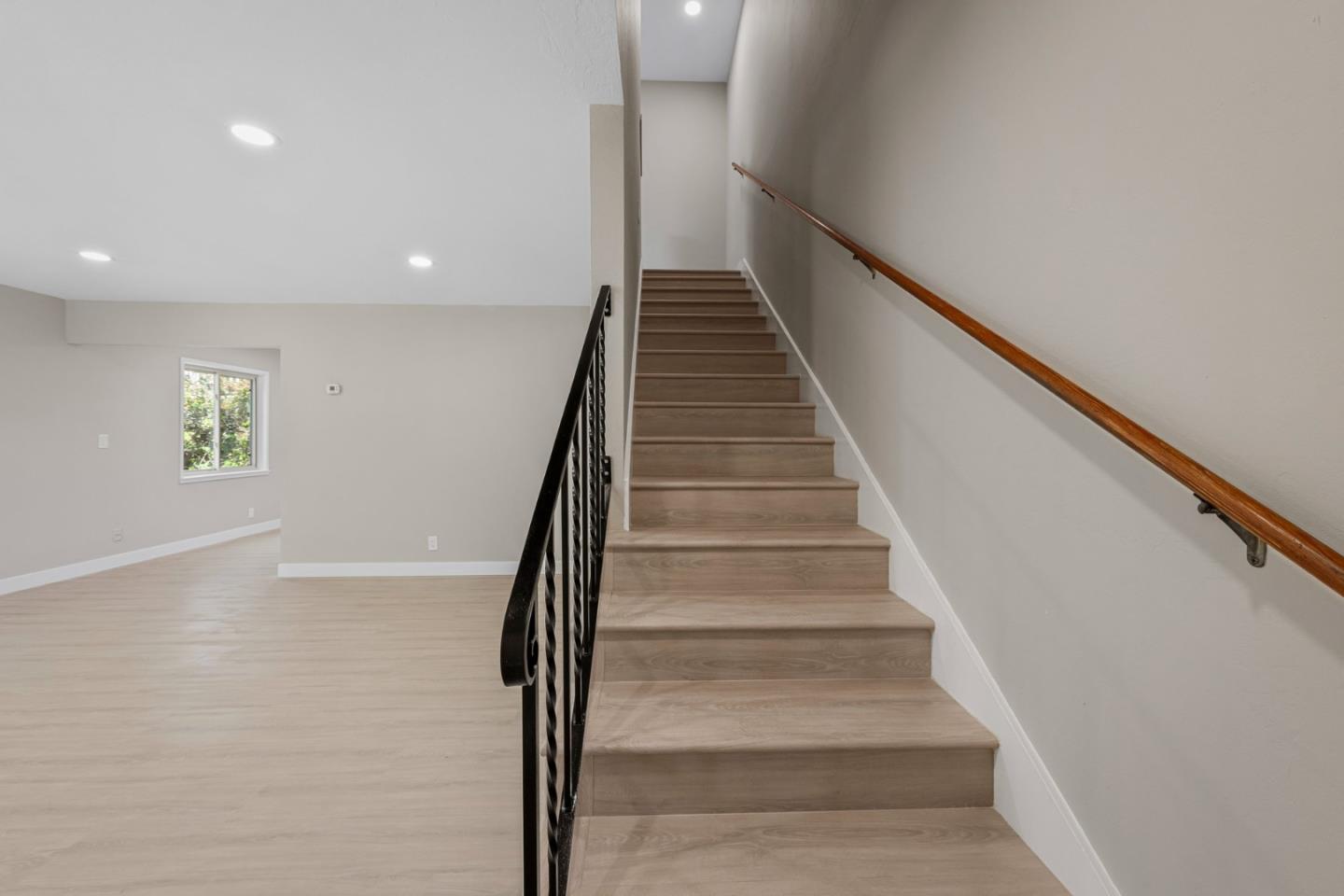 620-624 Mcclellan Avenue