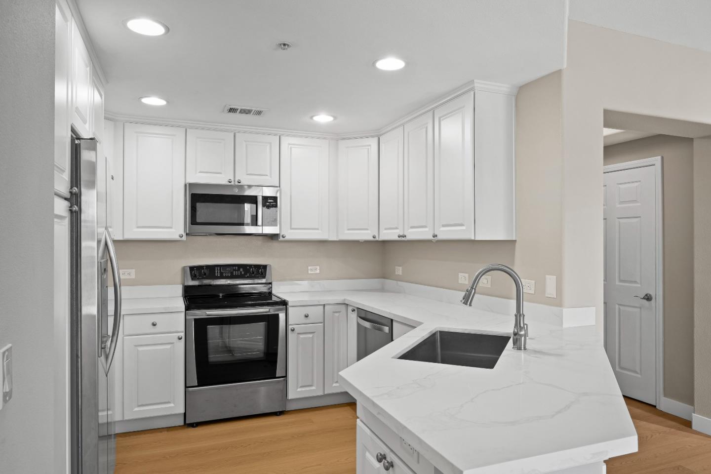 809 Auzerais Avenue 429