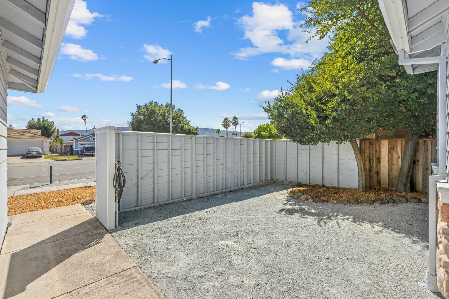 783 Mantelli Drive