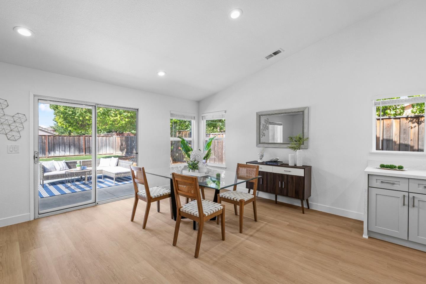 783 Mantelli Drive
