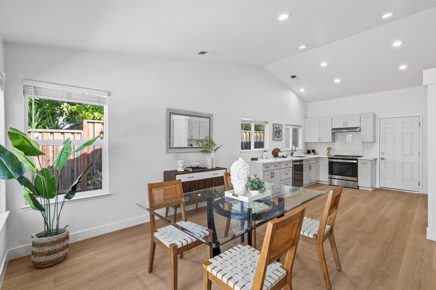 783 Mantelli Drive