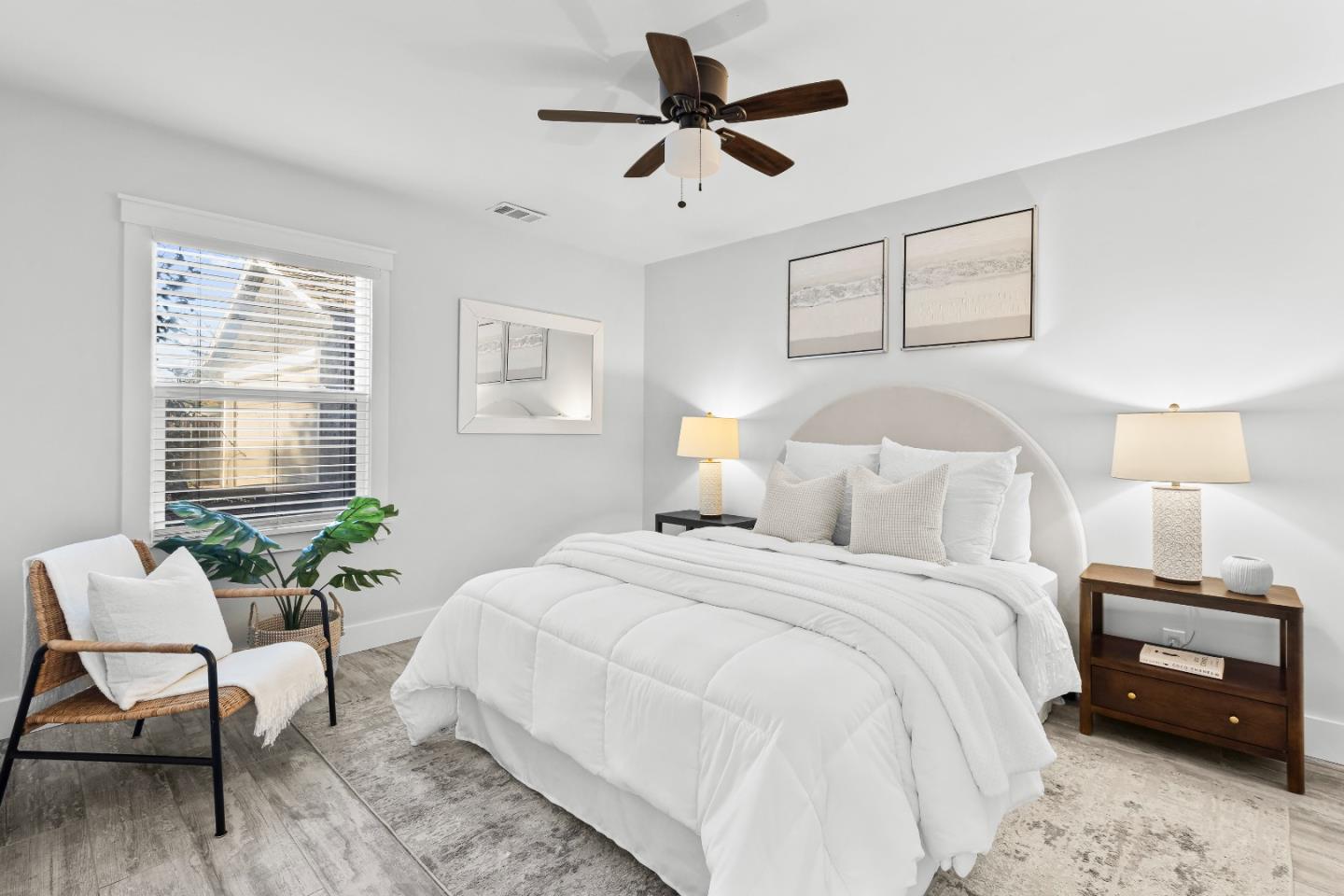 11840 Foothill Avenue