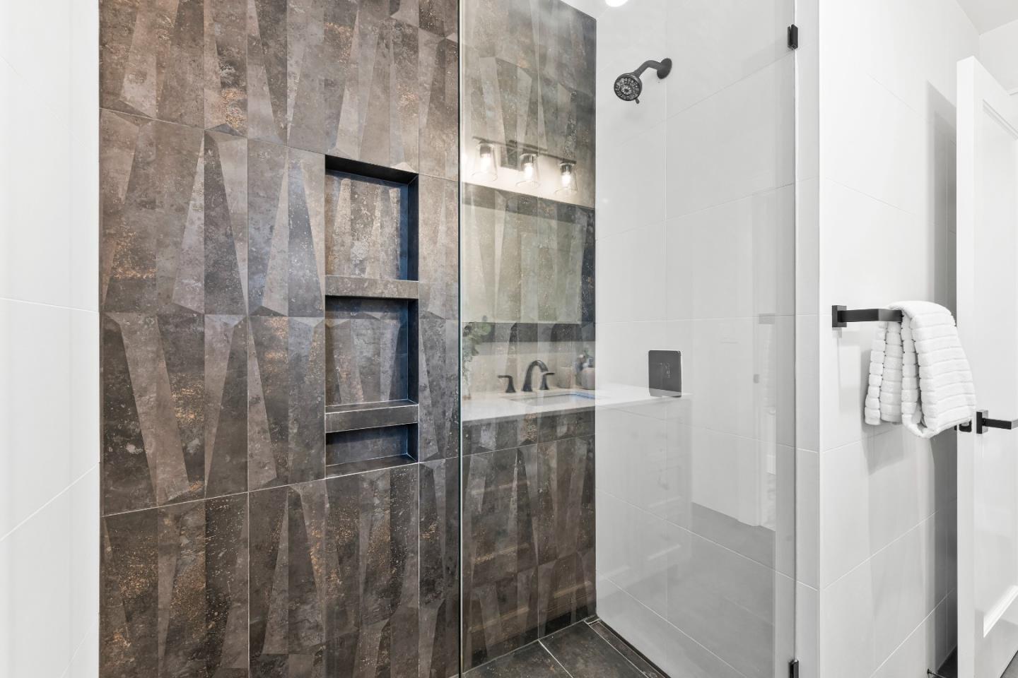 11840 Foothill Avenue