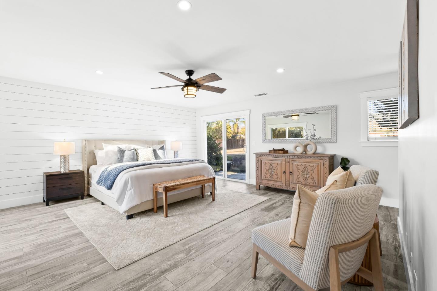 11840 Foothill Avenue