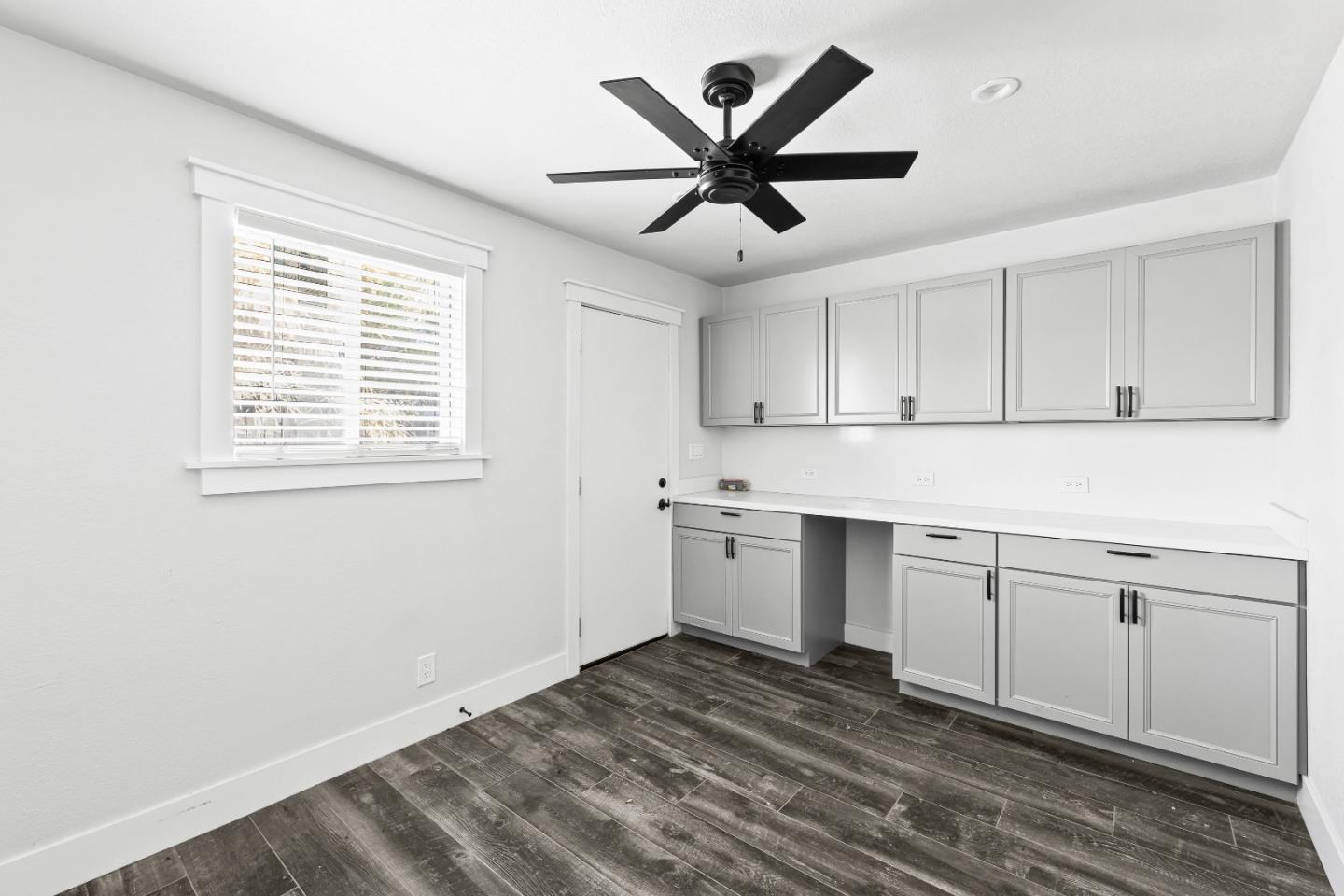 11840 Foothill Avenue