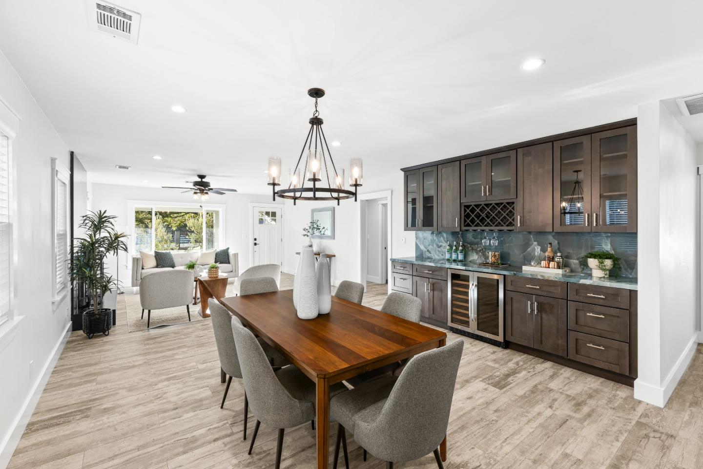 11840 Foothill Avenue