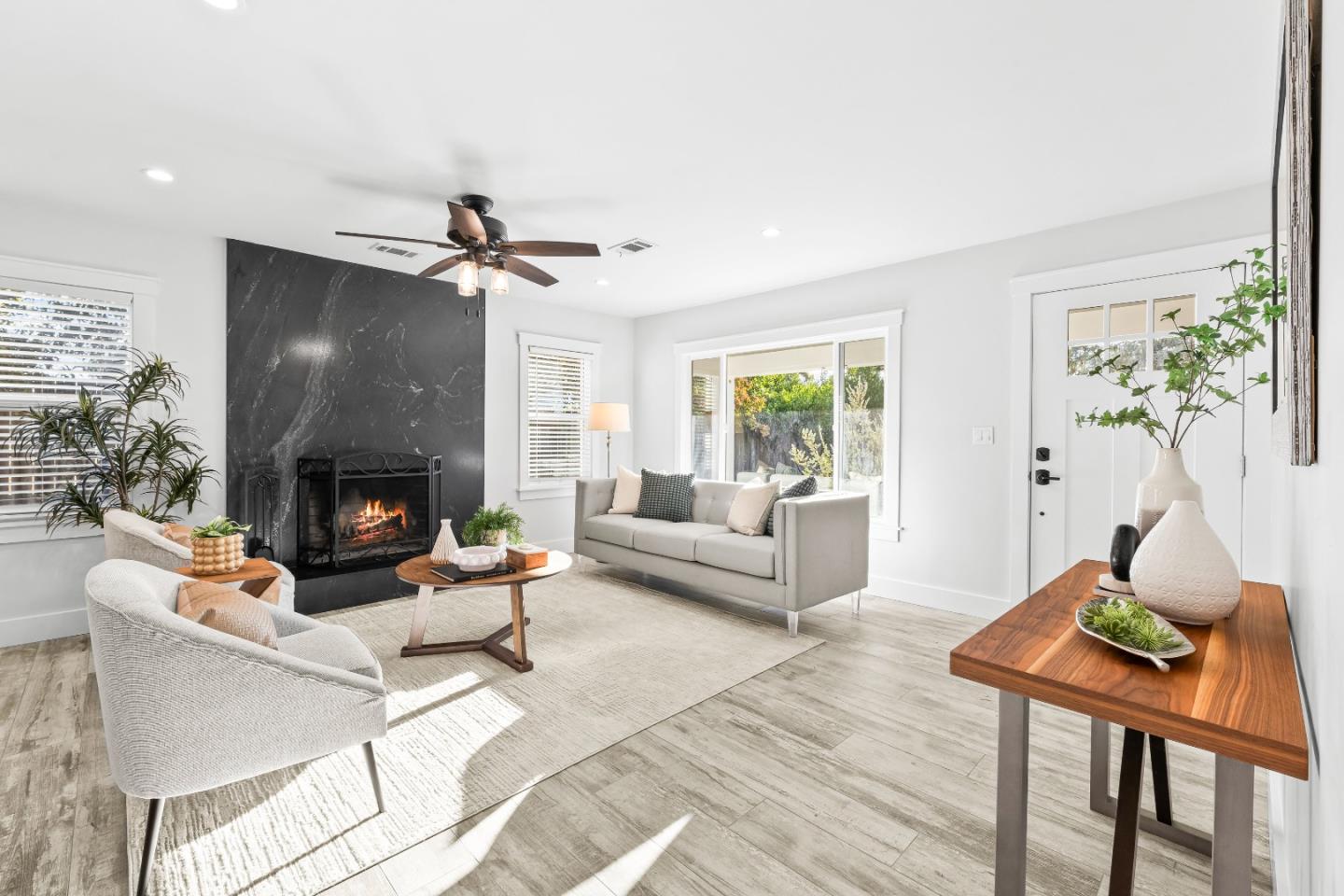 11840 Foothill Avenue