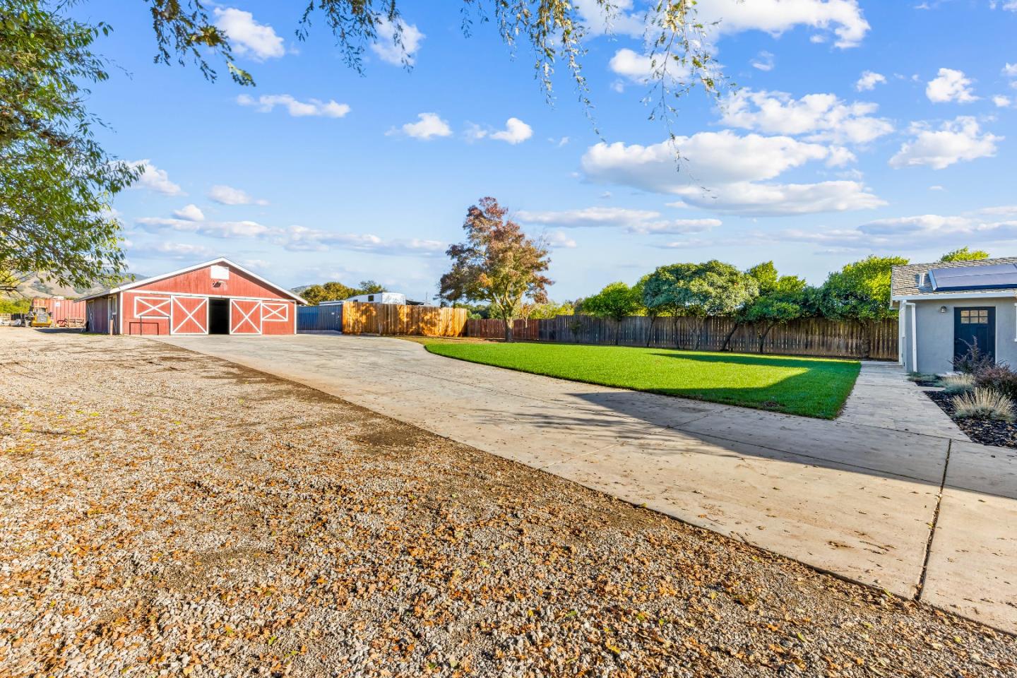 11840 Foothill Avenue