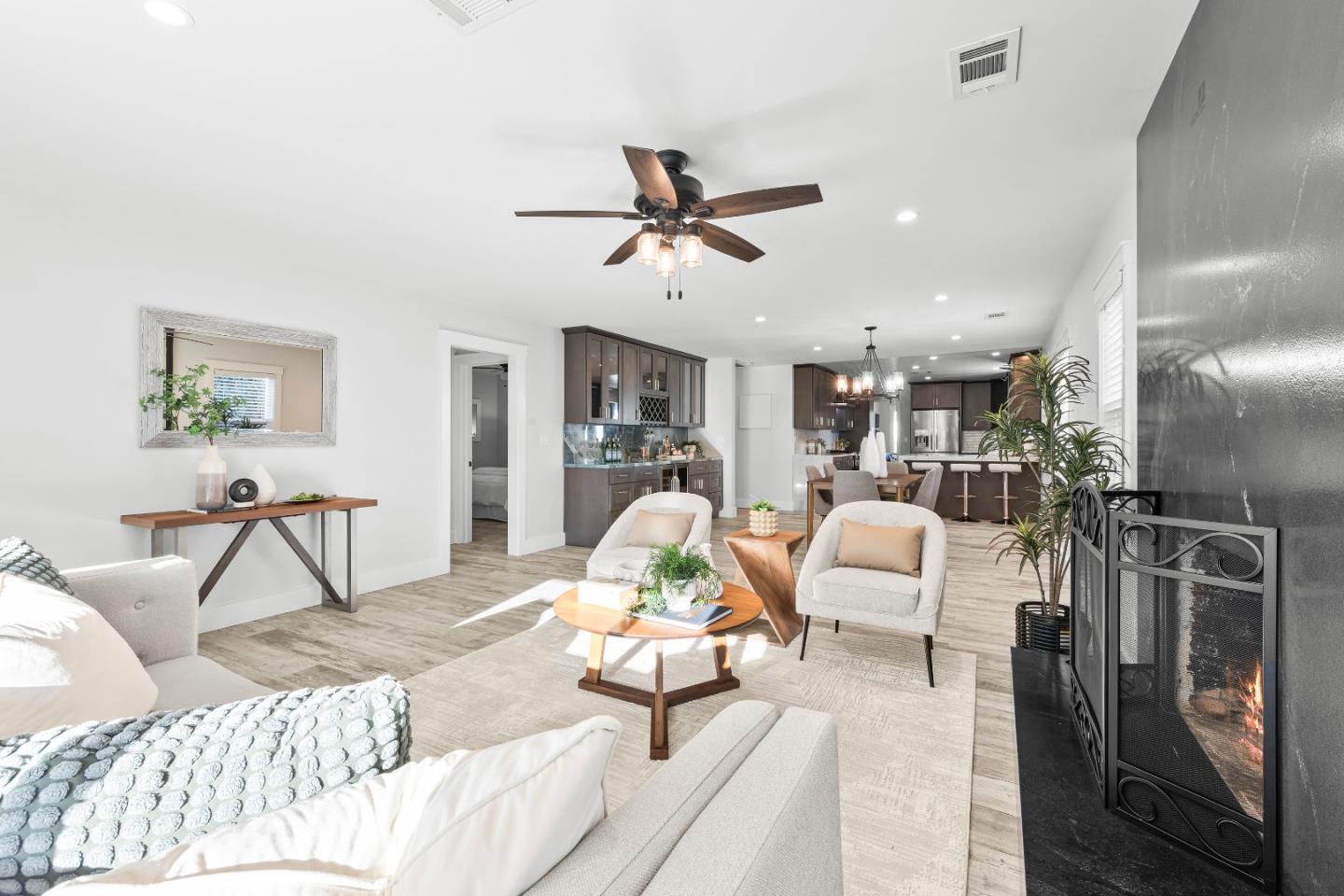 11840 Foothill Avenue