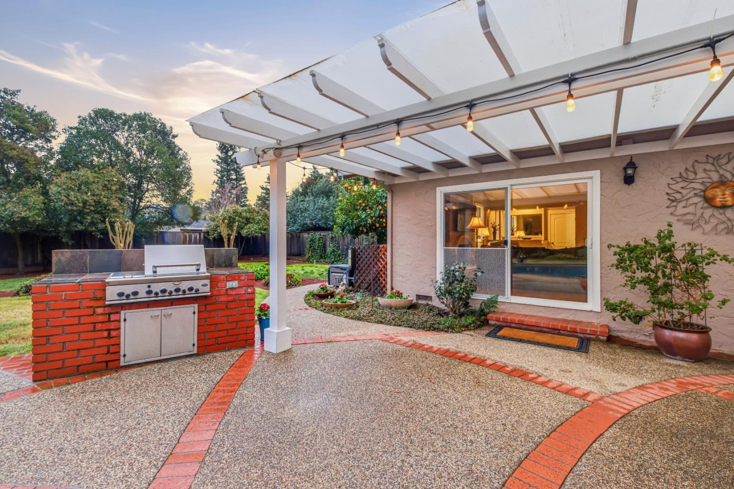 14660 Gallant Fox Way