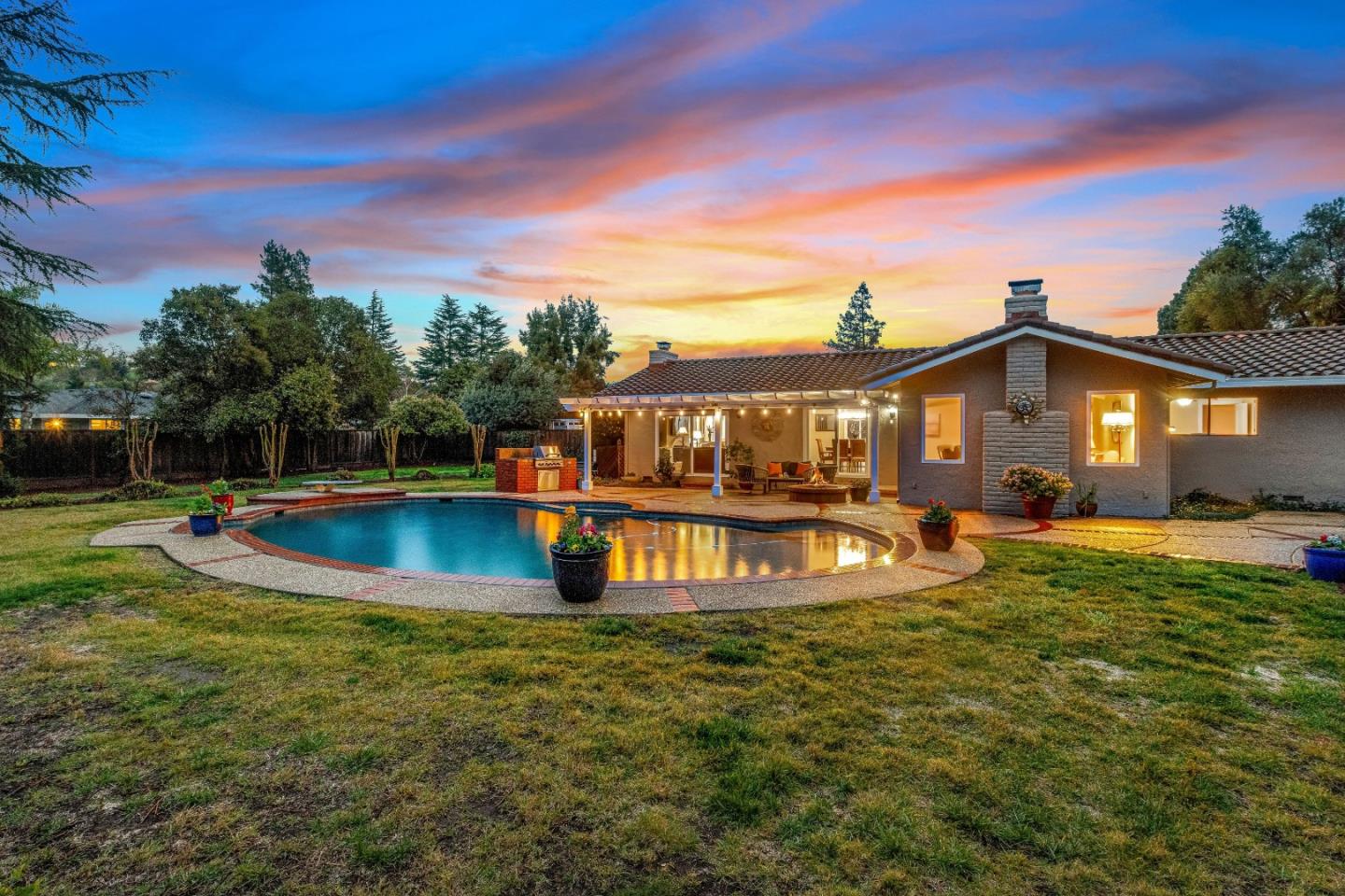 14660 Gallant Fox Way