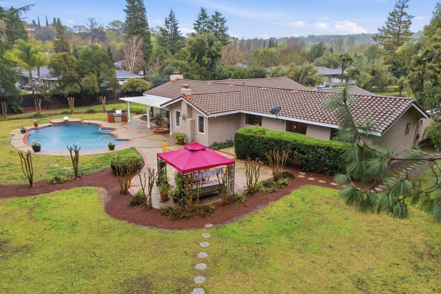 14660 Gallant Fox Way