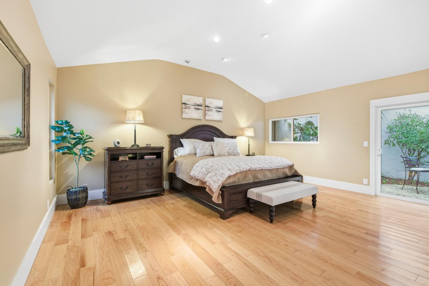 14660 Gallant Fox Way