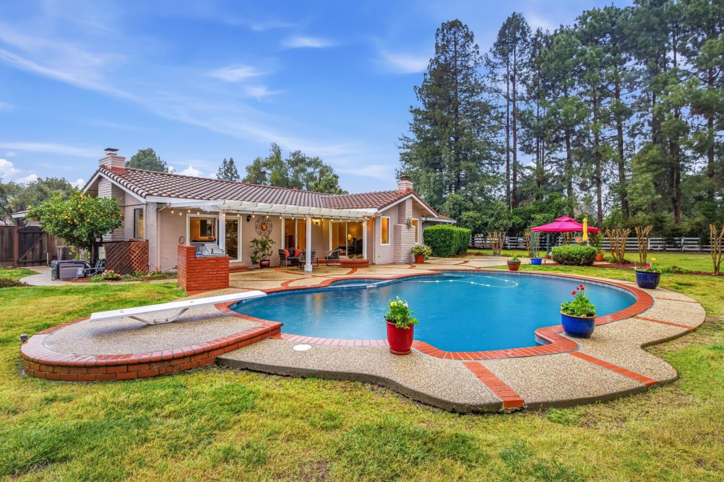 14660 Gallant Fox Way