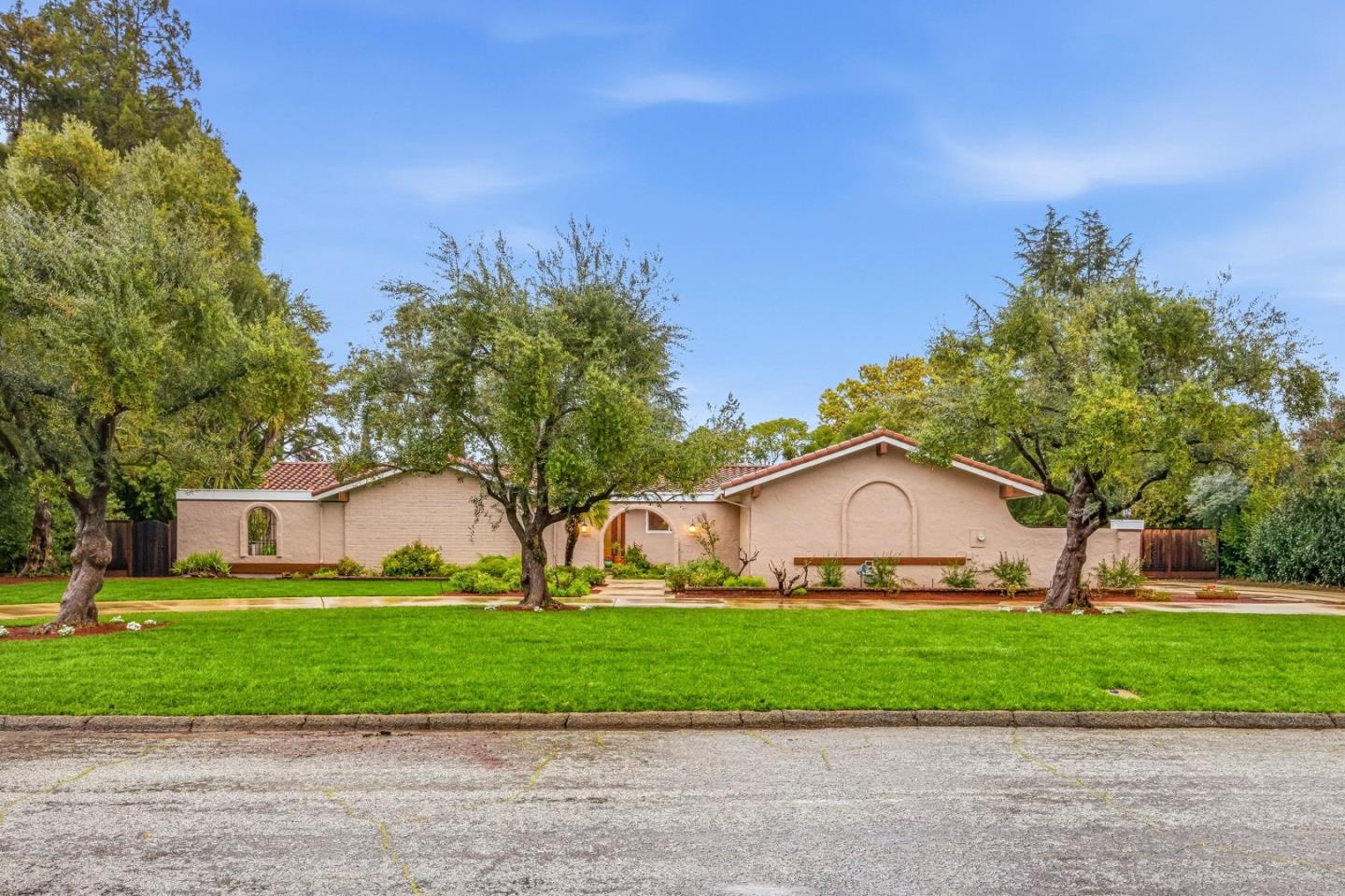 14660 Gallant Fox Way
