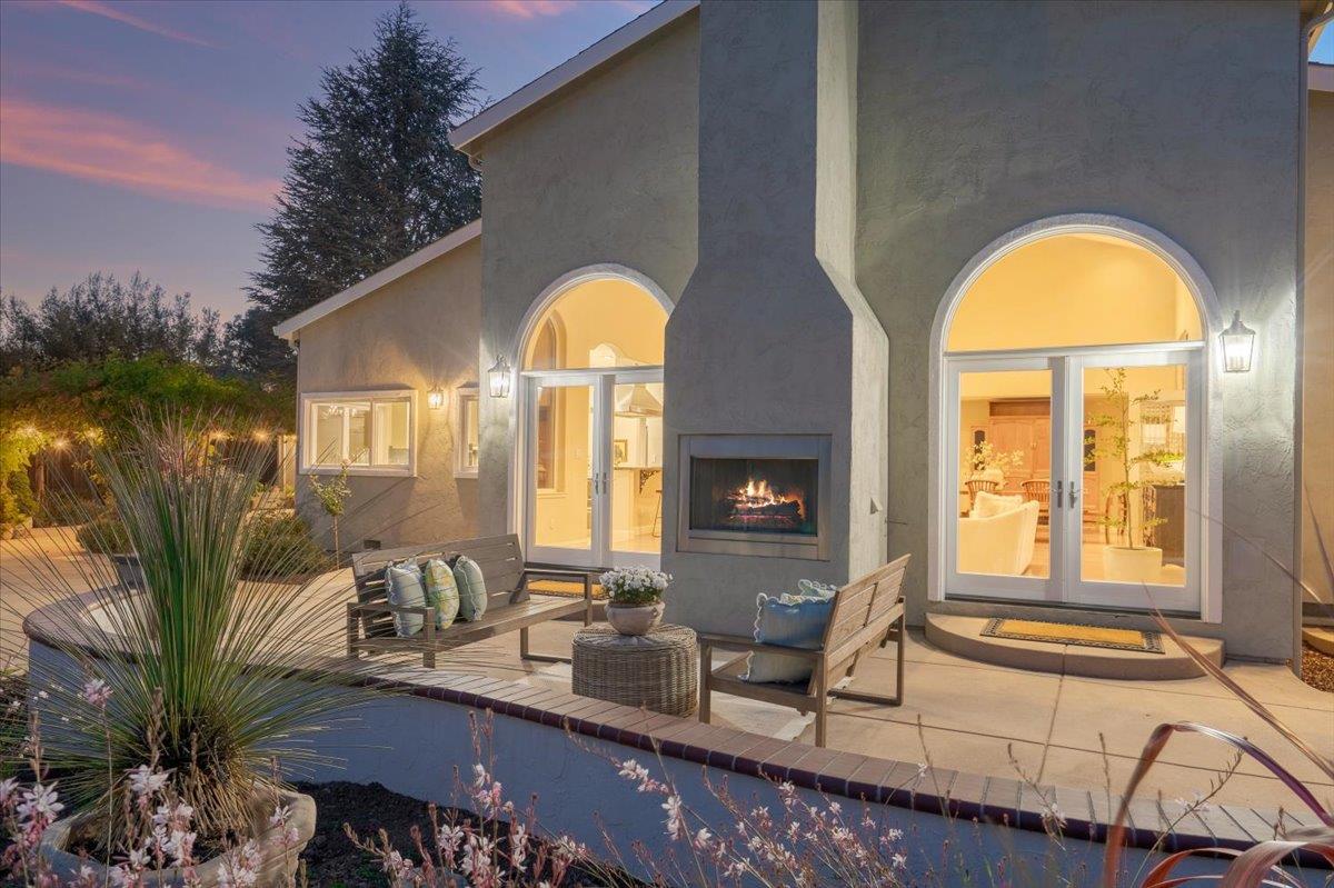 8859 Poppy LN