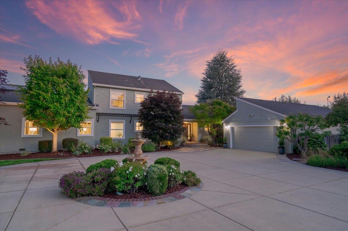 8859 Poppy LN