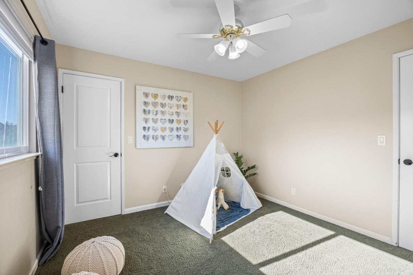 1439 Eagles Nest Lane
