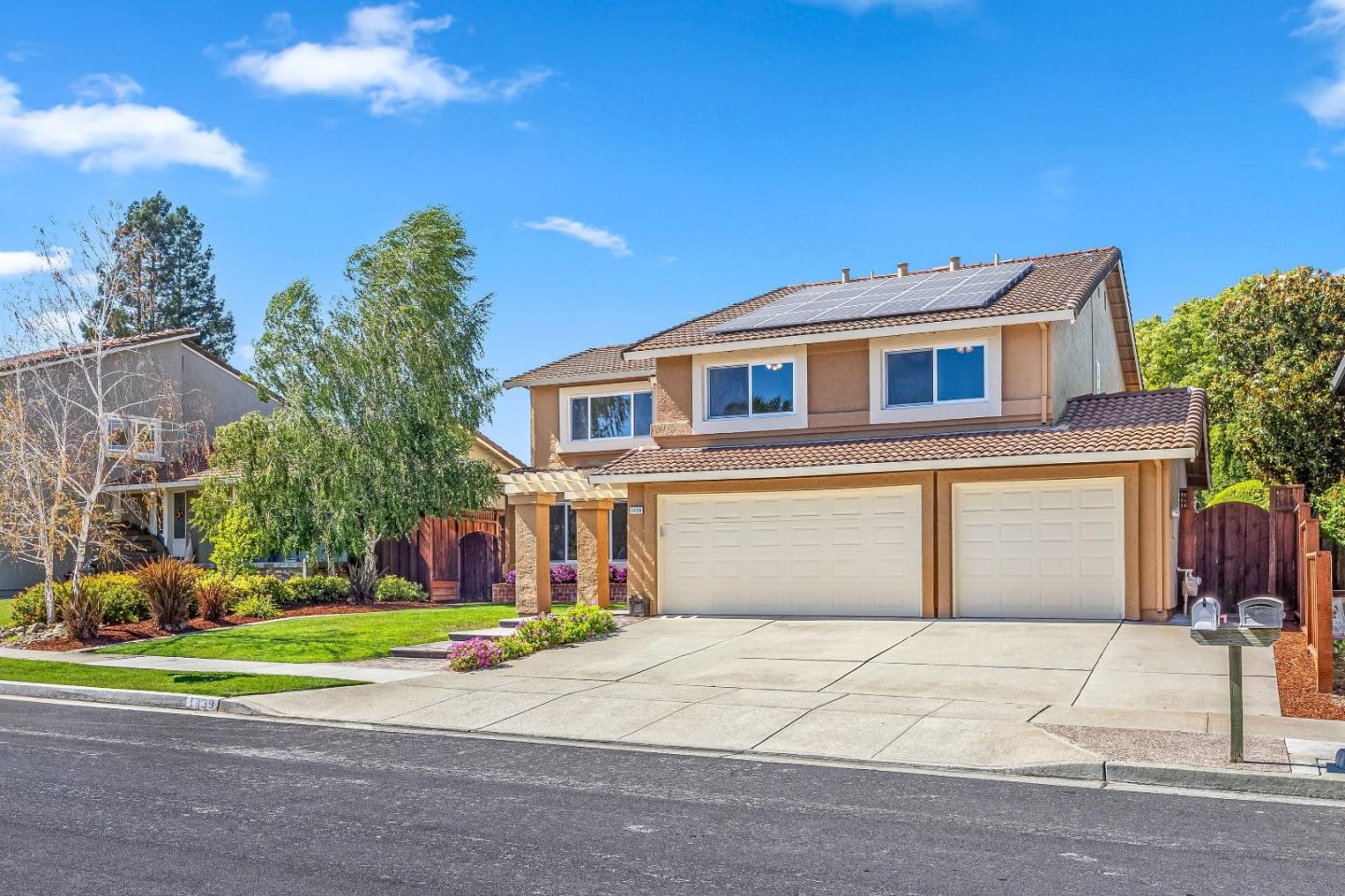 1439 Eagles Nest Lane