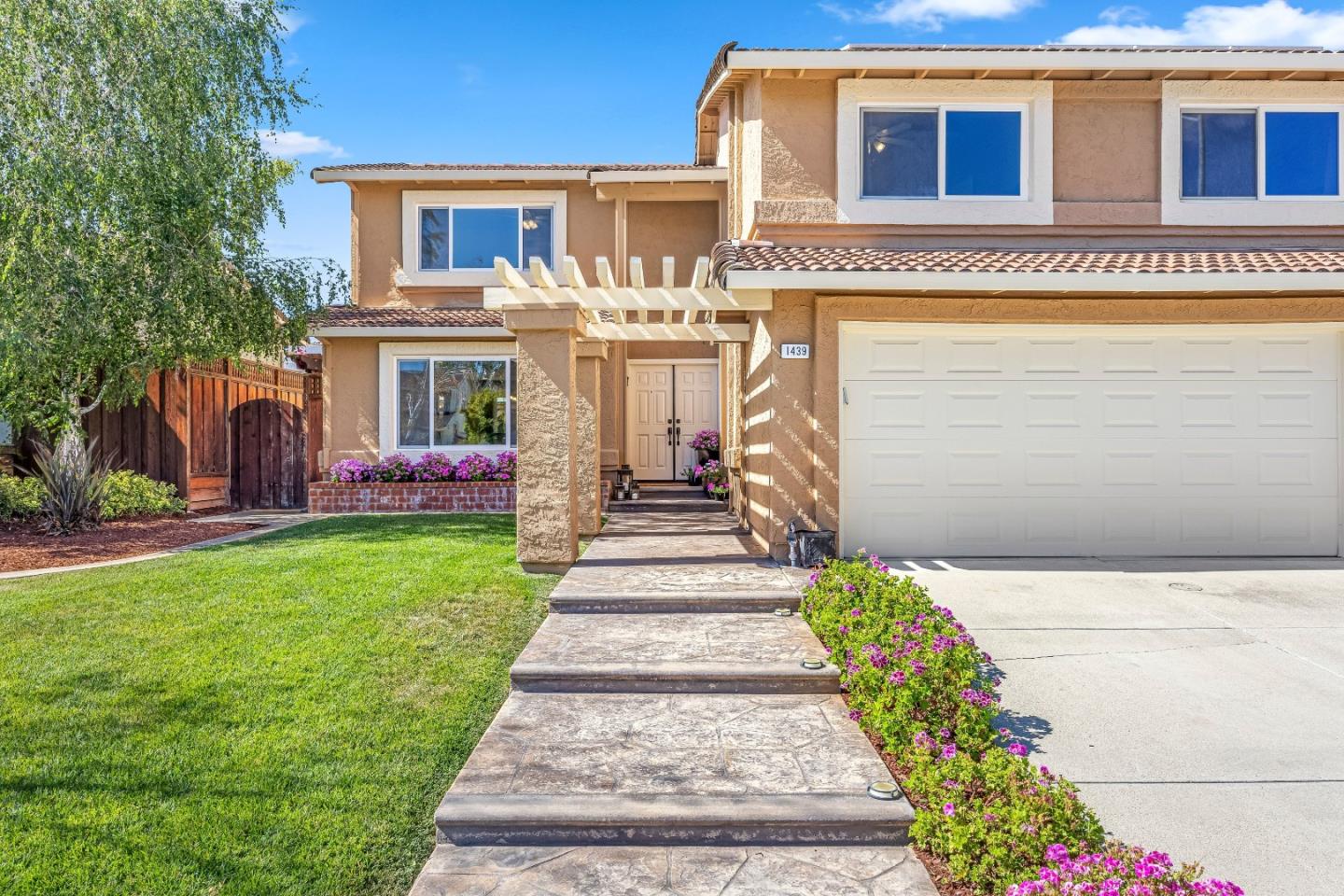 1439 Eagles Nest Lane